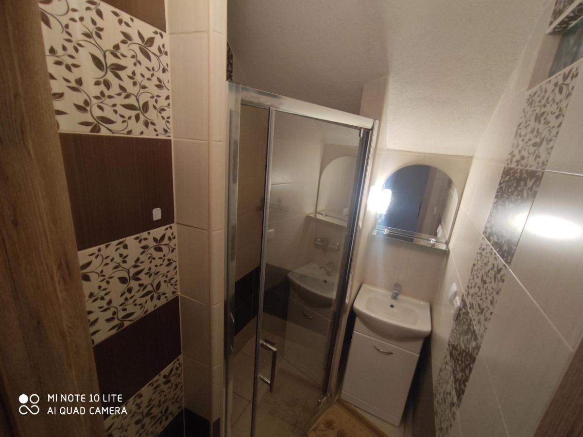 Apartmán Lúčky 5 izbový rodinný dom Lucky Exterior foto