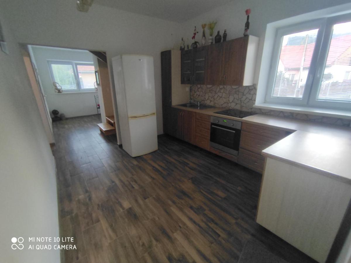 Apartmán Lúčky 5 izbový rodinný dom Lucky Exterior foto